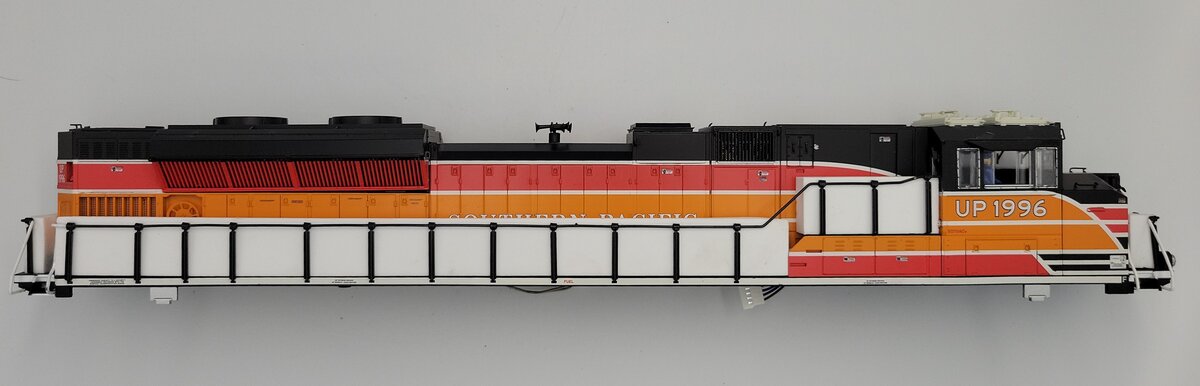 Athearn 1996-1 O Scale UP Southern Pacific Heritage EMD Diesel Loco Shell #1996