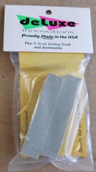 Deluxe Innovations C500 N Scale 40'' Undecorated Containers (Pack of 2)