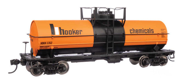 Walthers 910-48414 HO Hooker Chemical 36' Large Dome Insulated Tank Car #1352
