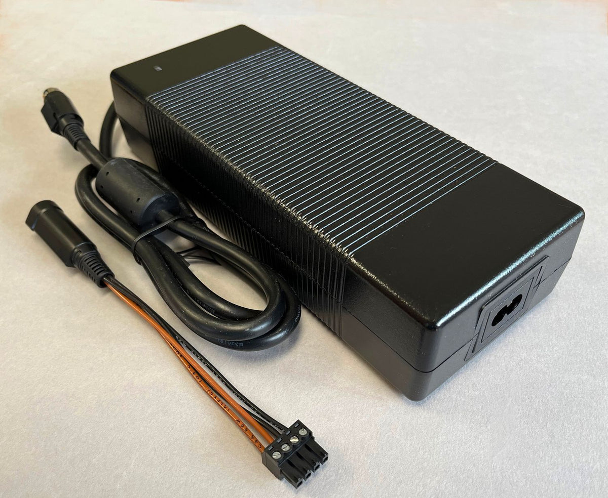NCE Corporation 0331 P1024 24V DC Power Supply
