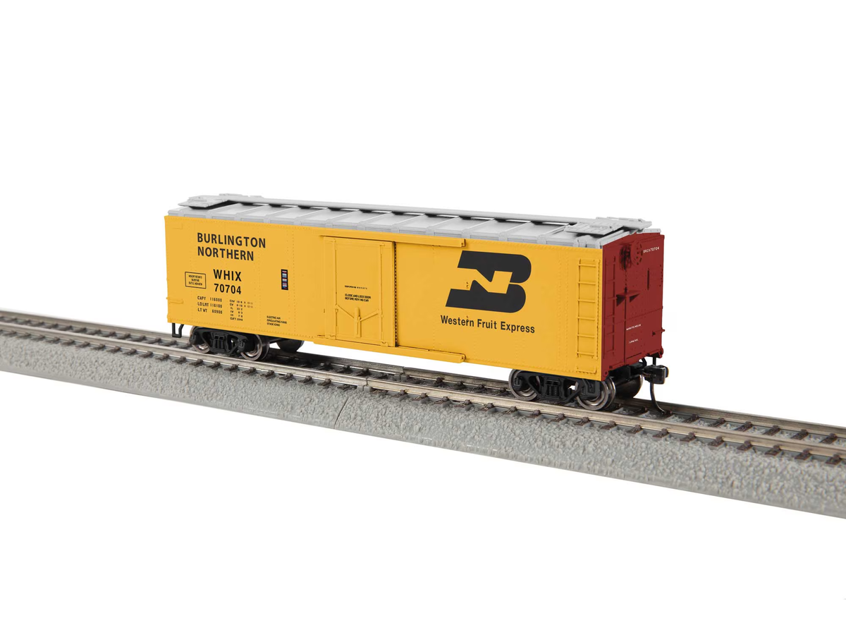 Lionel 2454190 HO Burlington Northern Reefer Car #70704
