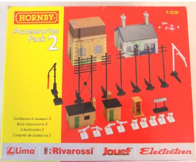 Hornby R8228 O Gauge Accessories Pack 2