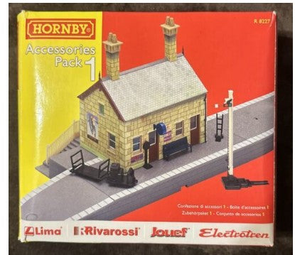 Hornby R8227 O Gauge Accessories Pack 1