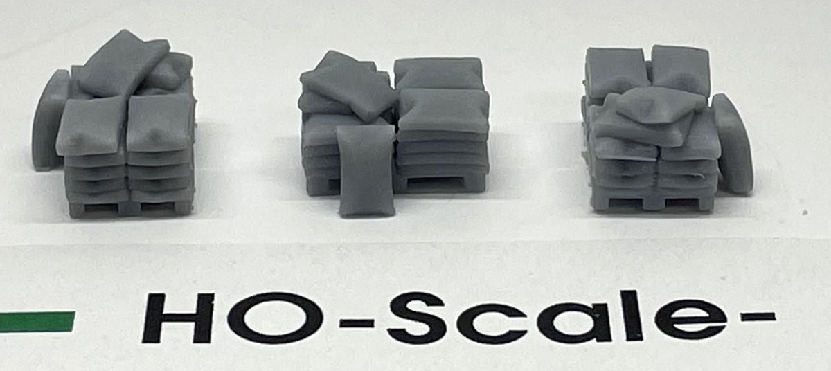 Phoenix Precision Models 31600 HO Full Sacks on a Pallet (Pack of 3)