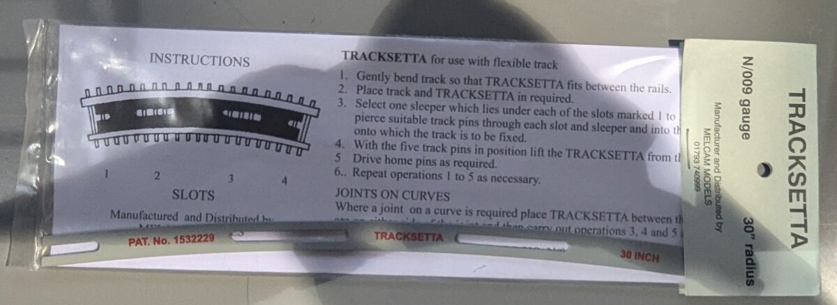 Melcam Models 1532229 N & 009 Gauge 30" Radius Tracksetta