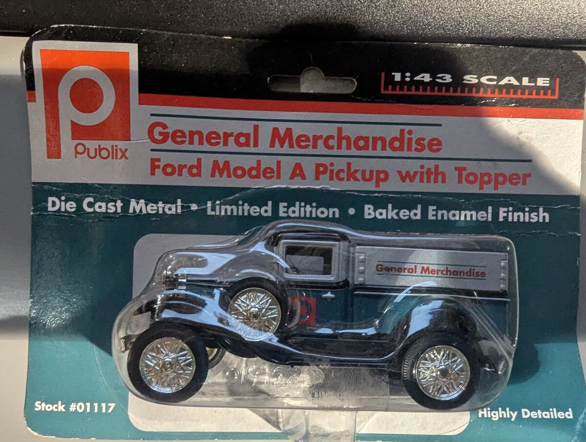 SpecCast 0117 1:43 Die Cast Publix Ford Model A Pickup w/Topper