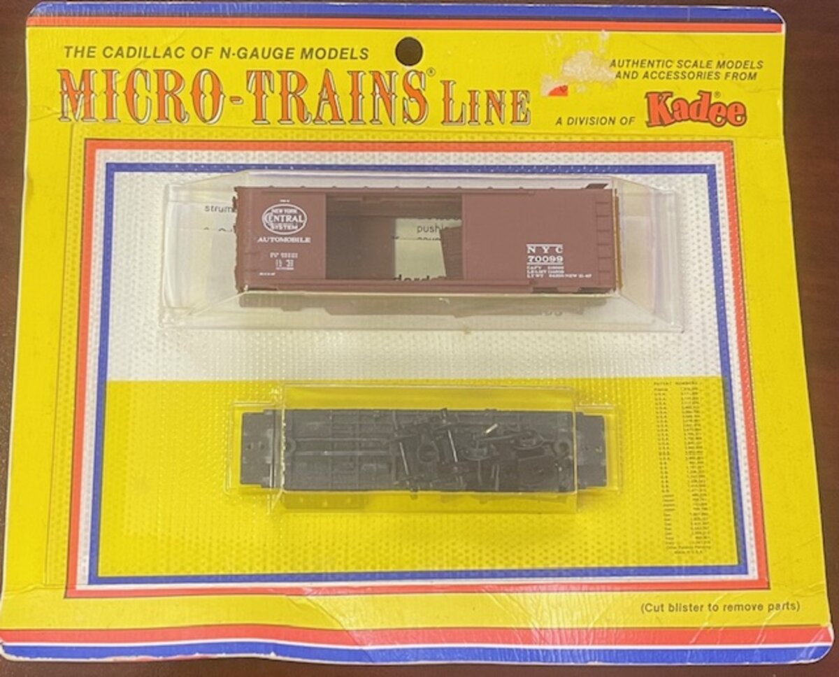 Kadee 081684-1 N Micro-Trains Line New York Central System Boxcar Kit