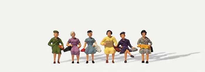 Merten 210853 HO Sitting Female Passengers Figures (Set of 6)