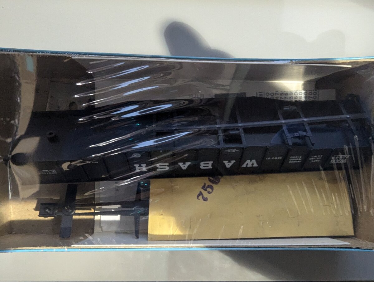 Athearn 1482 HO BevBel Corp. Wabash 50'' Open Gondola Car #12649 Kit
