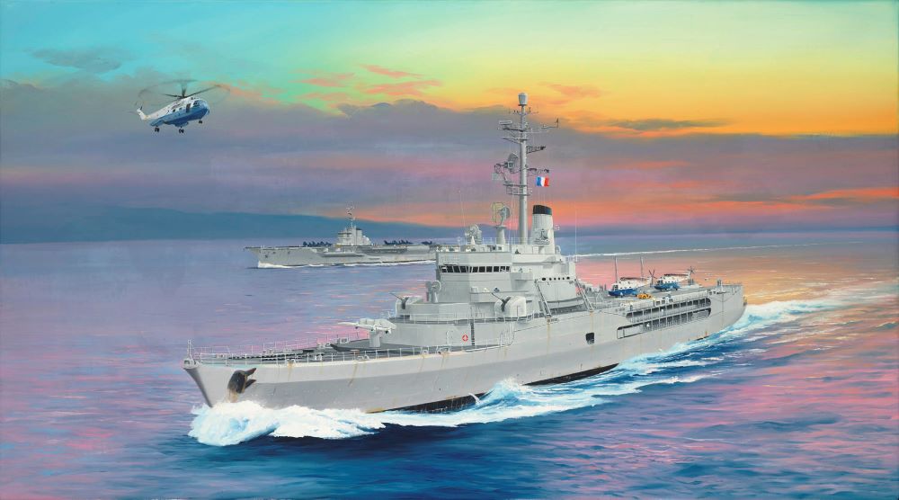 Trumpeter 05636 1:350 Jeanne d’Arc '64 French Navy Helicopter Cruiser Kit
