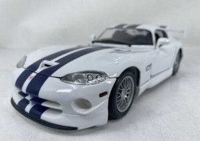 Maisto 31845 1:18 Die Cast White w/Blue Stripes Dodge Viper GT2
