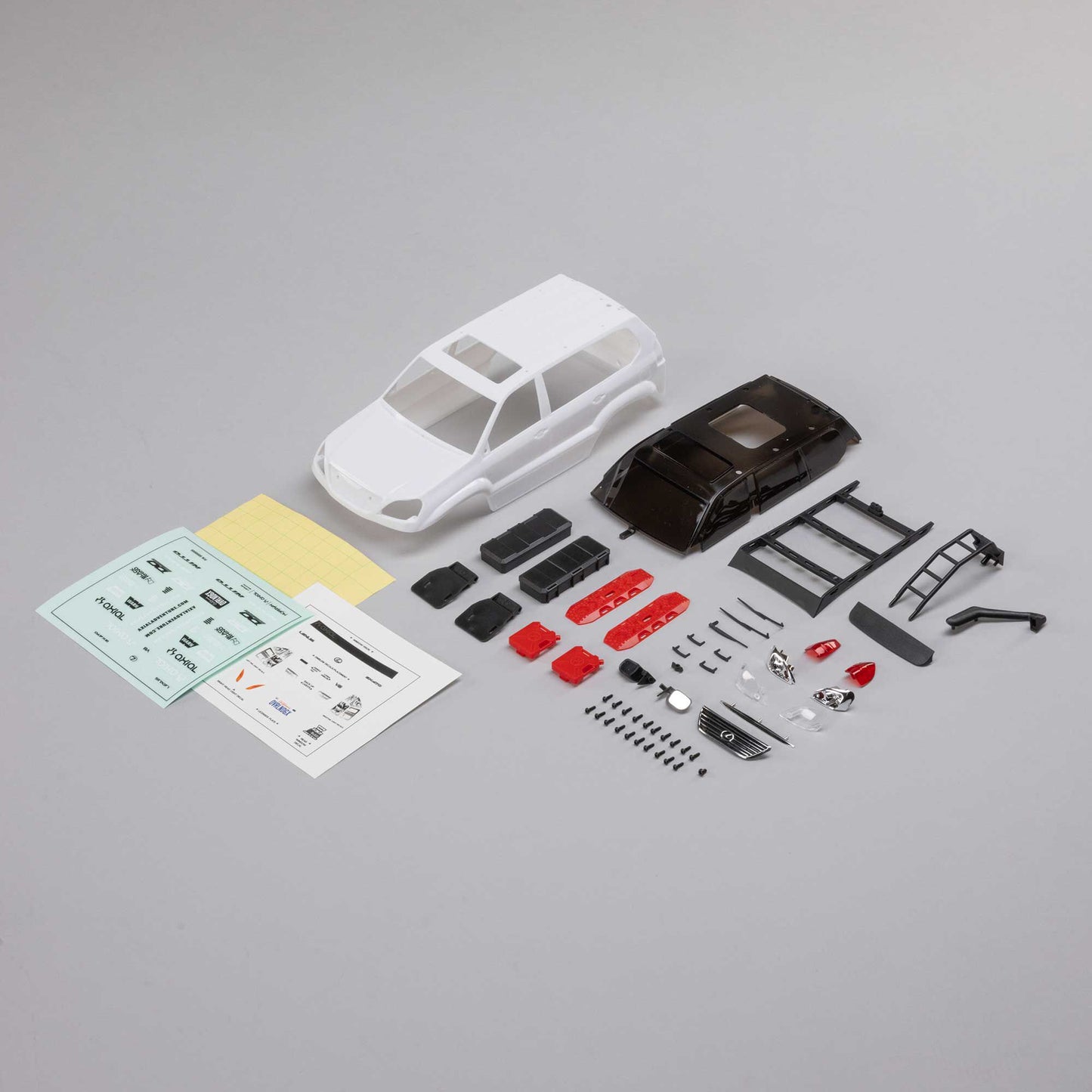 Axial AXI-1797 1:24 SCX24 Lexus GX 470 White Body