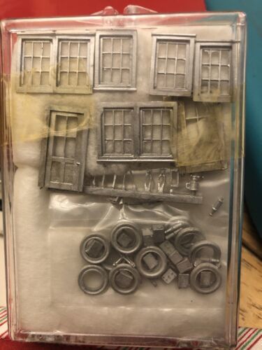 Walthers K101 SSLTD Second Edition Gas Station Building Kit