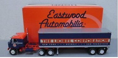 Eastwood Automobilia 325500 1:34 DieCast 1953 Kenworth Bull-Nose Tractor Trailer LN/Box