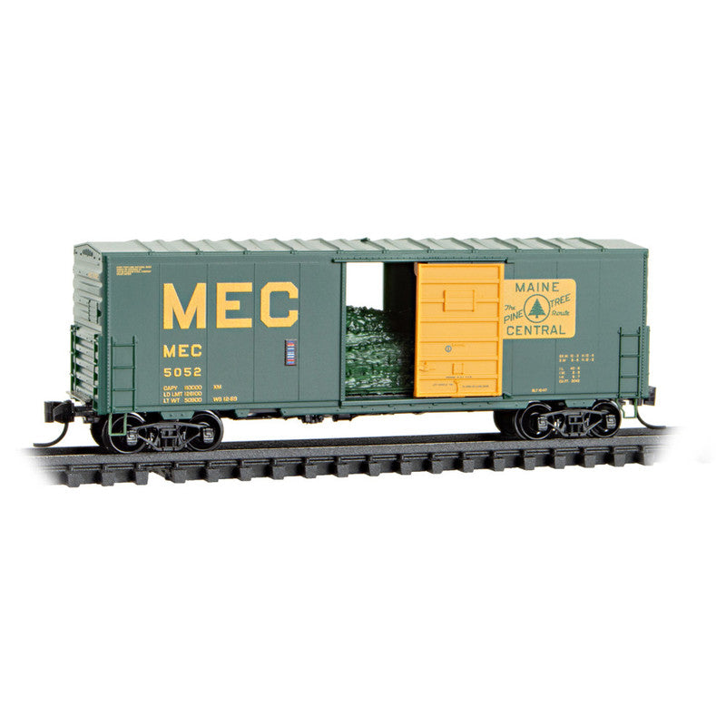 Micro-Trains 02400580 N MEC 40' Standard Boxcar with Christmas Tree Load #5052