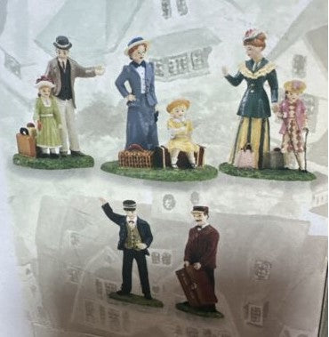 Dept 56 56.53416 Seasons Bay Arriving At The Station Figure Set of 5