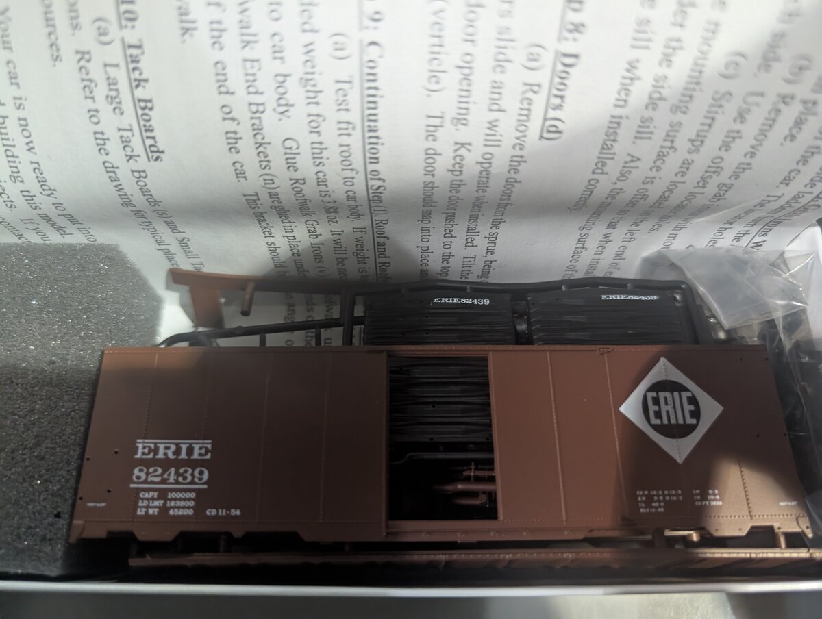 InterMountain 41804-11 HO Scale Modified Erie 40' AAR Boxcar Kit #82439