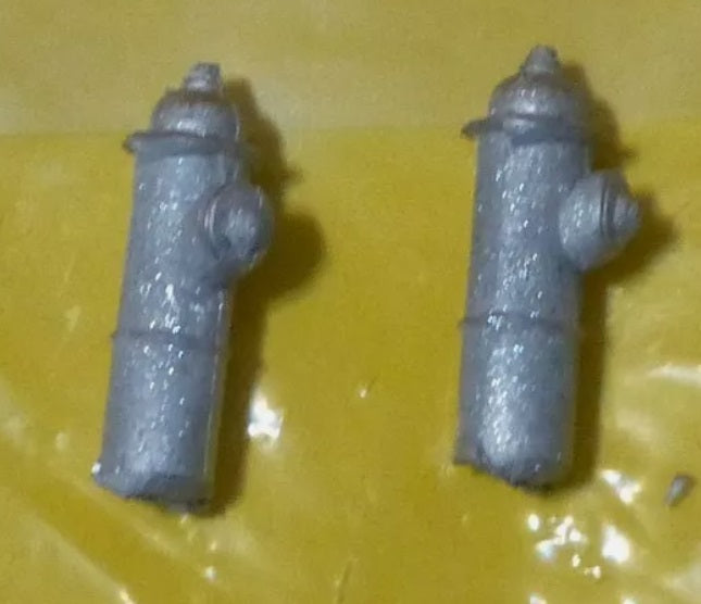 Builders-in-Scale 7433 1/4" O Fire Hydrant Diecast Detail Castings (Pack of 2)