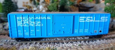 Micro-Trains 25139 N Gauge Escanaba & Lake Superior Railroad Boxcar #9000 Kit