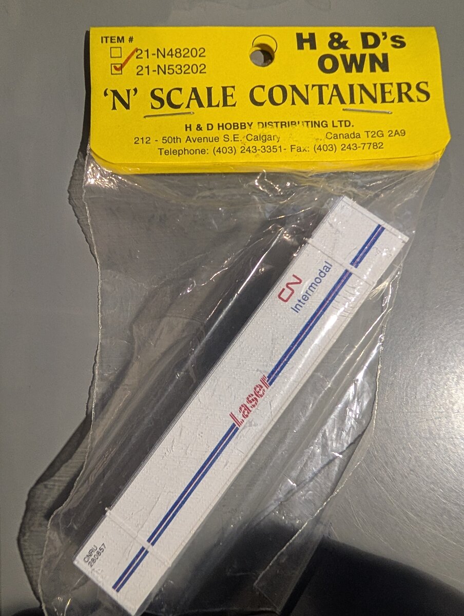 H & D Hobby Distributing 21-N53202 N Scale CN Laser Intermodal #280857 Container