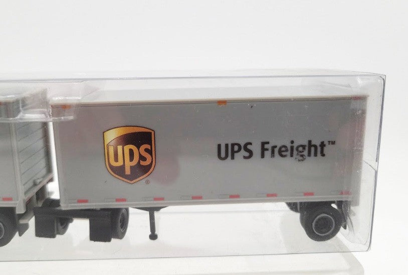 Trucks N' Stuff SP163 HO Scale UPS Freight Volvo Day Cab Single Axle Semi Truck