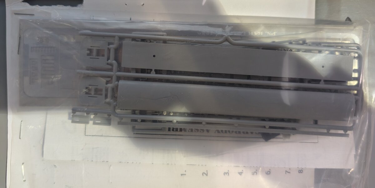 Des Plaines Hobbies DPN6041 N Scale Santa Fe 1950 Bar Lounge Unskirted Model Kit