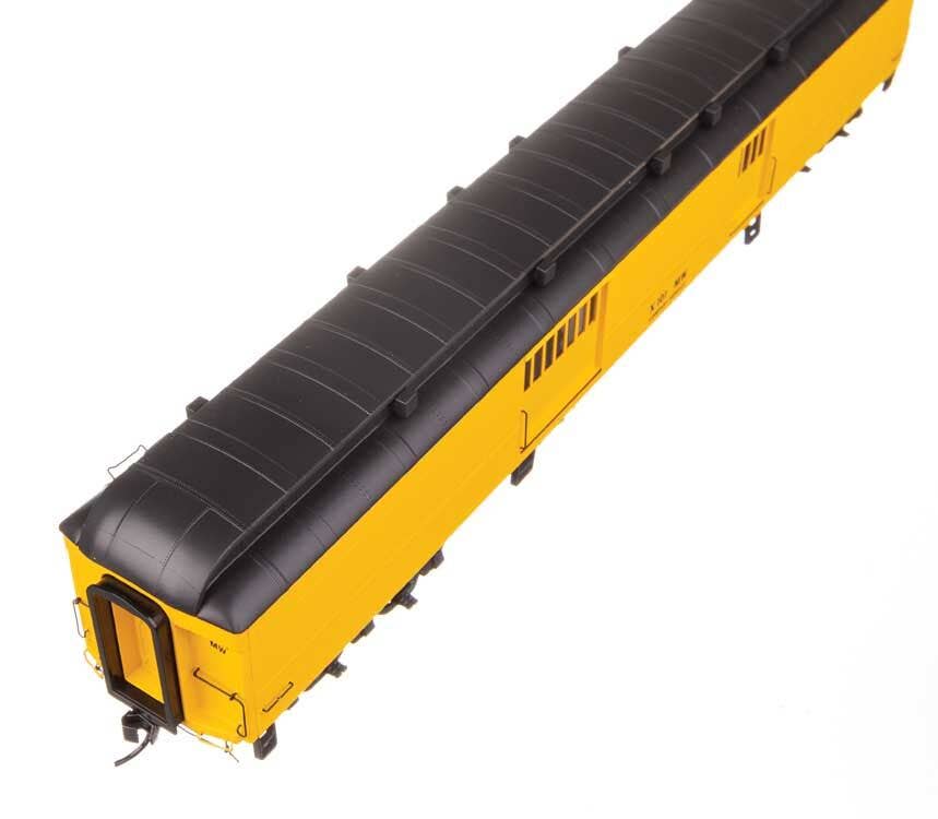 Walthers 920-17509 HO MOW 70' Heavyweight Baggage Car with Clerestory Roof #X101