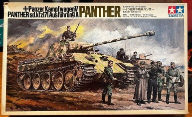 Tamiya DT112 1/25 Scale Panzer KamPfwagen V German Army Medium Tank Model Kit