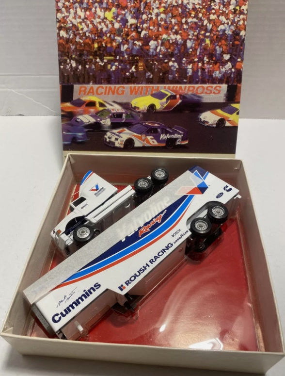Winross 0-112 1:64 Valvoline Roush Racing Mark Martin Semi-Truck & Trailer