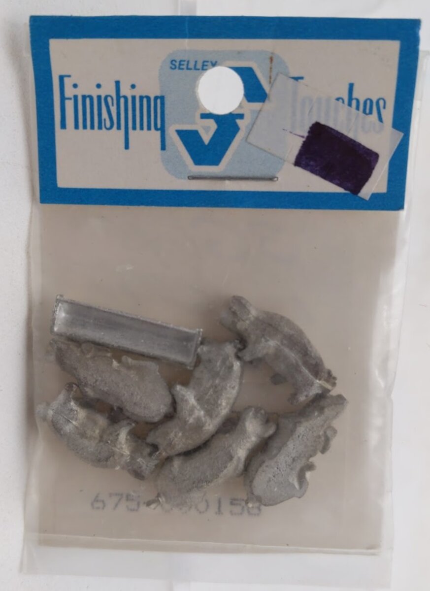 Finishing Touches 675-000158 HO Scale 6-Pigs & Trough Unpainted Metal Figures