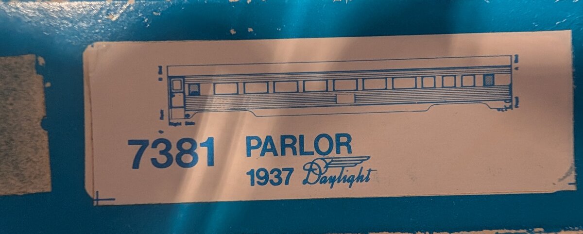 Limited Editions 7381 HO Basic Passenger Car Body Kit Parlor '37 Daylight