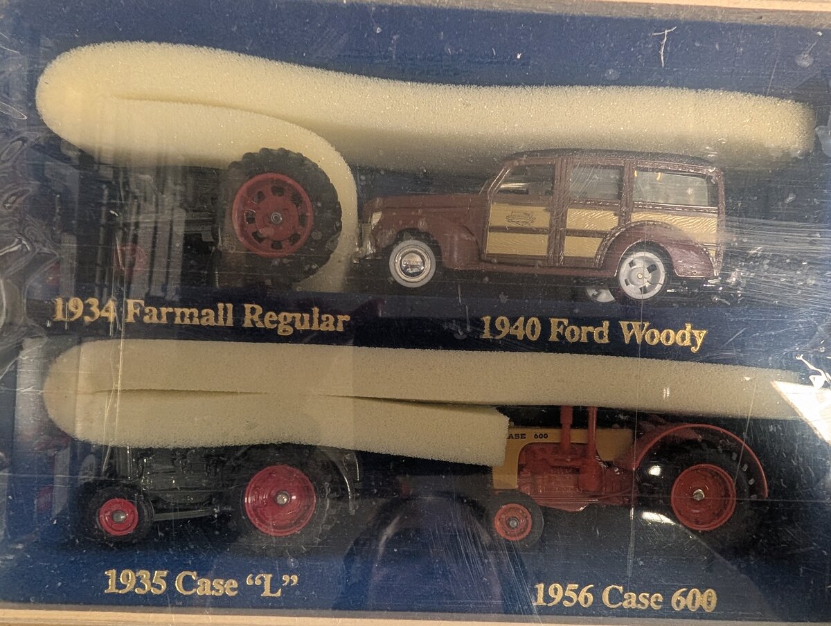 Ertl 2605 1:43 Diecast Mid-States Distributing Co 1989 Limited Edition Series