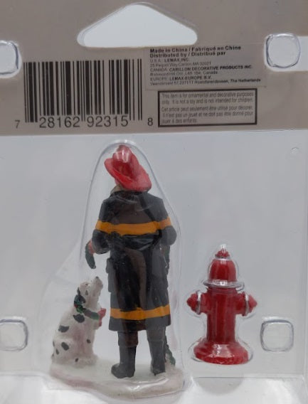 Lemax 92315A Christmas Village Fireman The Dalmatian and Hydrant