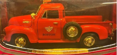 Mira 06041 1:18 Diecast Boston Fire Dept. Red 1953 Chevrolet Pick Up Truck