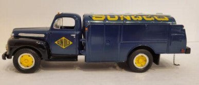 First Gear 28-1055 1:34 Die Cast Sunoco 1951 Ford F-6 Fuel Tanker