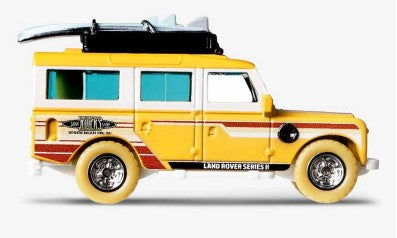 Matchbox GRJ32 1:64 Diecast 1965 Land Rover Gen II Safari w/Display Case