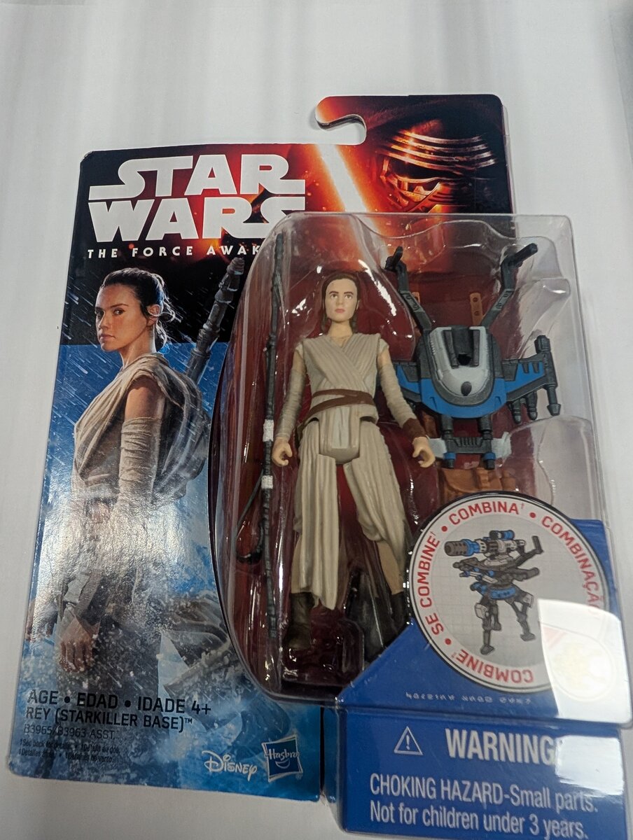 Hasbro B3965 Star Wars The Force Awakens Rey (Starkiller Base) Figure