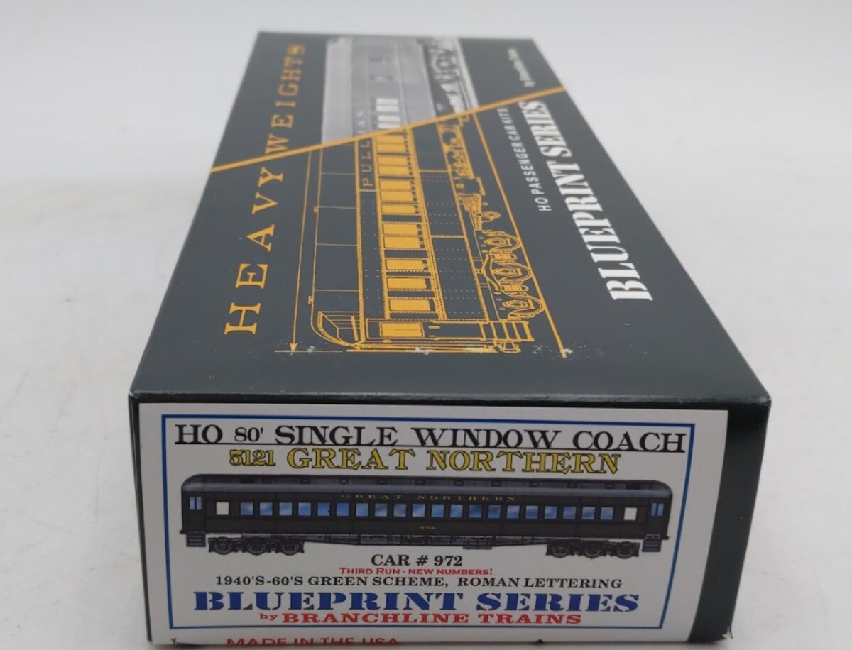 Branchline Trains 5121 HO 80' Single Window Coach Great Northern Car # 972 Kit