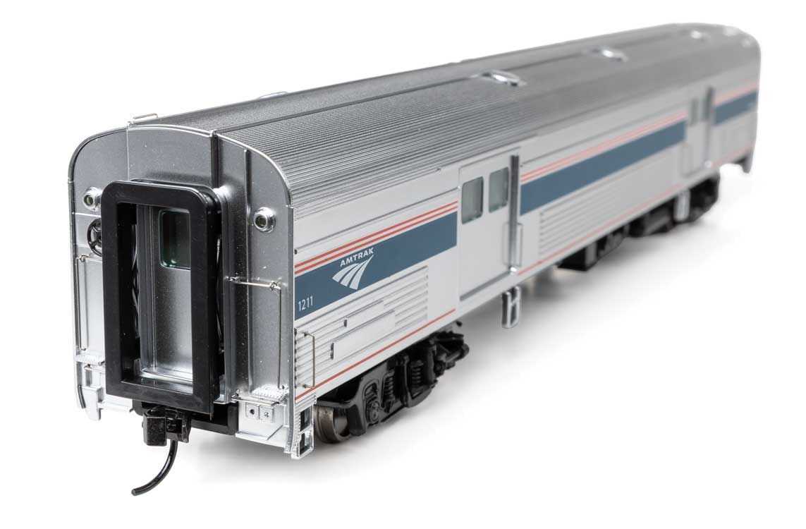 Walthers 920-13086 HO Amtrak Phase VI 73' Budd Baggage Car Ready to Run #1211