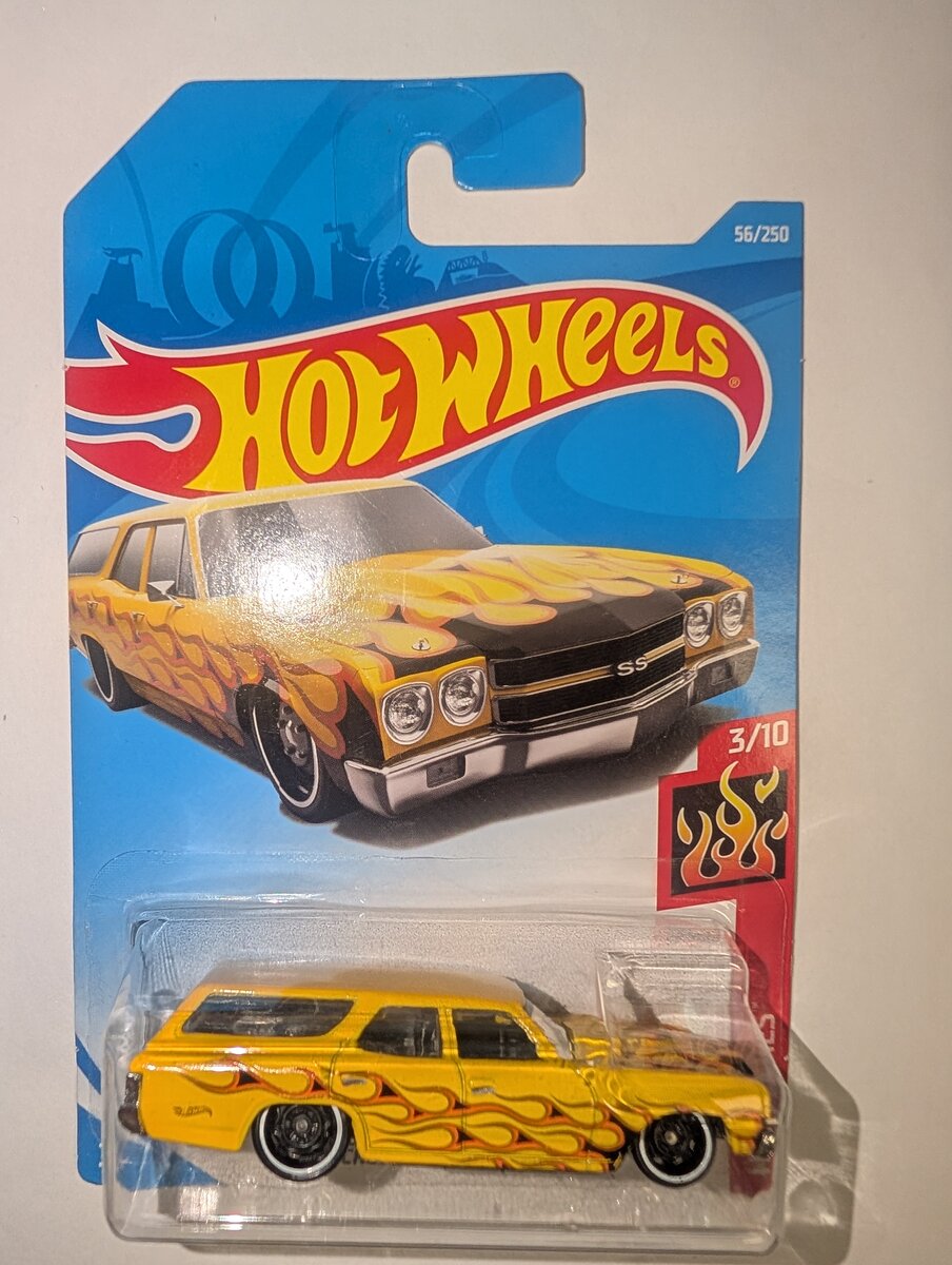 Hot Wheels FYC38-D7C3 1:64 Diecast HW Flames '70 Chevelle SS Wagon