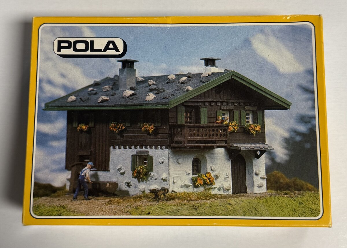 Pola 549 HO Scale Mountain Farm House Plastic Model Building Kit