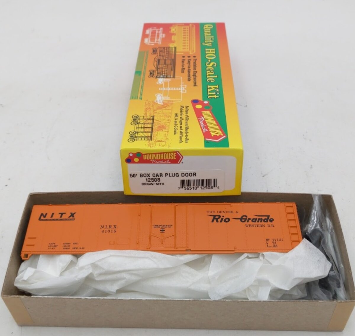 Roundhouse 12508 HO Denver & Rio Grande Western/NITX 50' Plug Door Box Car Kit