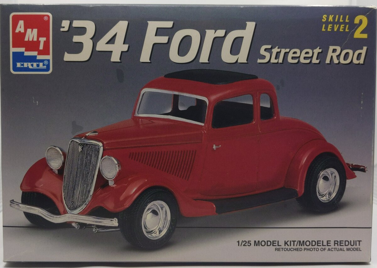 AMT 6686 1:25 1934 Ford Street Rod Model Car Kit