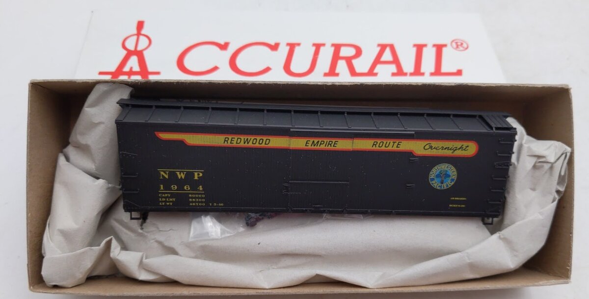 Accurail 1590 HO Northwestern Pacific 40' USRA DBL Sheath Box Kit