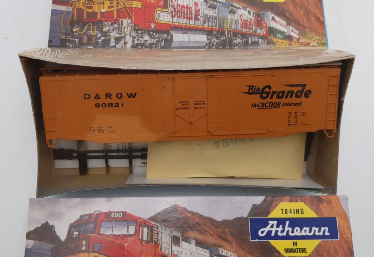 Athearn 439-2 HO Bev-Bel D&RGW Rio Grande 50' Plug Door Box Car # 60821 Kit