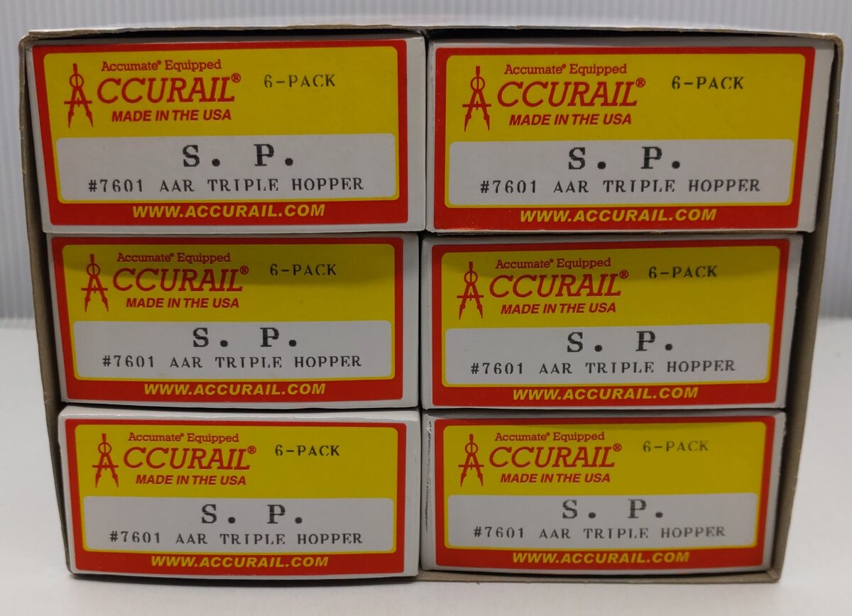 Accurail 7601 HO Scale Southern Pacific AAR Tripple Hopper Kit (Set of 6)