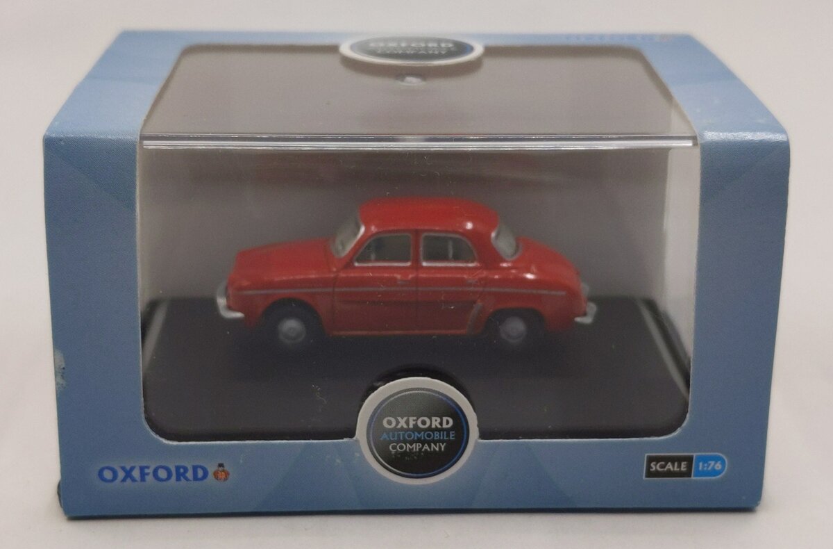 Oxford Diecast 76RD004 1/76 Scale Renault Dauphine - Red