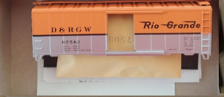 Athearn 1930-4 HO Bev-Bel/C.C. D&RGW Zephyr Scheme 40' Boxcar Circa 1950's Kit