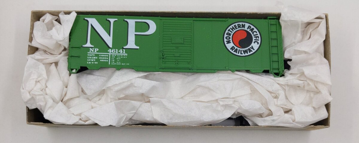 Accurail 3203 HO Scale Northern Pacific AAR 40' Steel Boxcar (Road #: 46141)