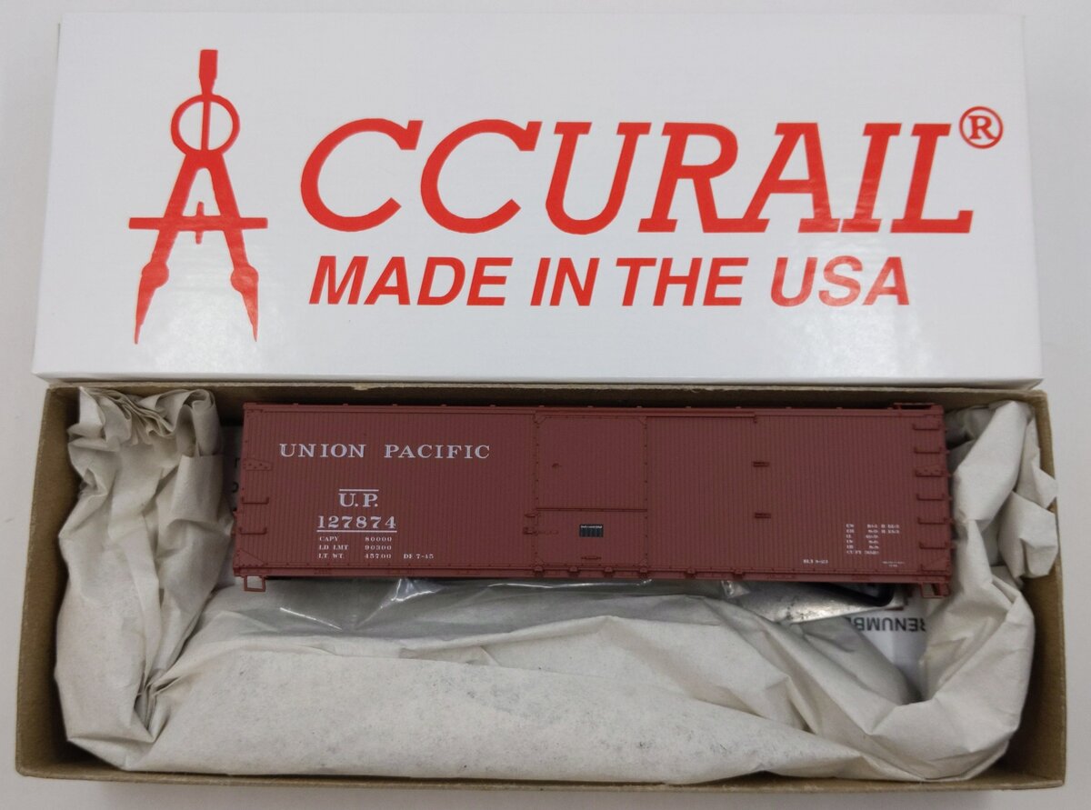 Accurail 4613.1 HO Union Pacific 40' USRA Dbl Sheath Boxcar Kit #127874